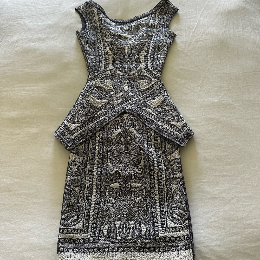 Auth Herve Leger purple white peplum Dress size extra small